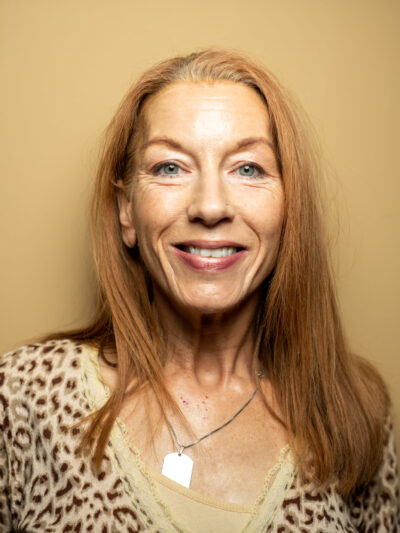 Deb Ujevich headshot